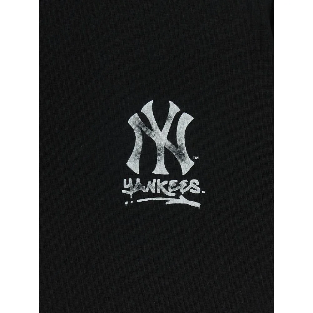 Basic Street Mega Logo Loose-Fit Long-Sleeve T-Shirt New York Yankees