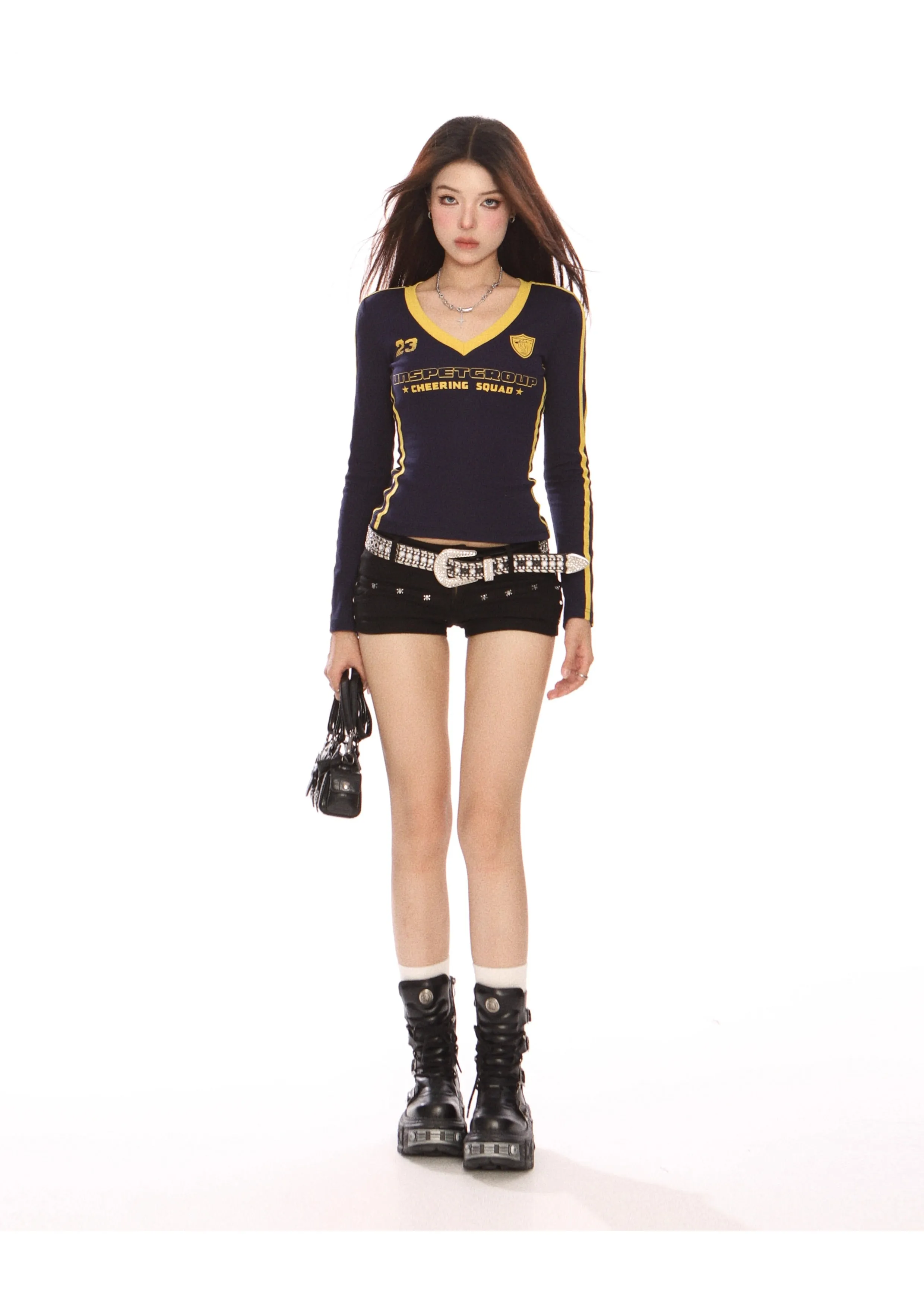 Blokecore sporty graphic V-neck top