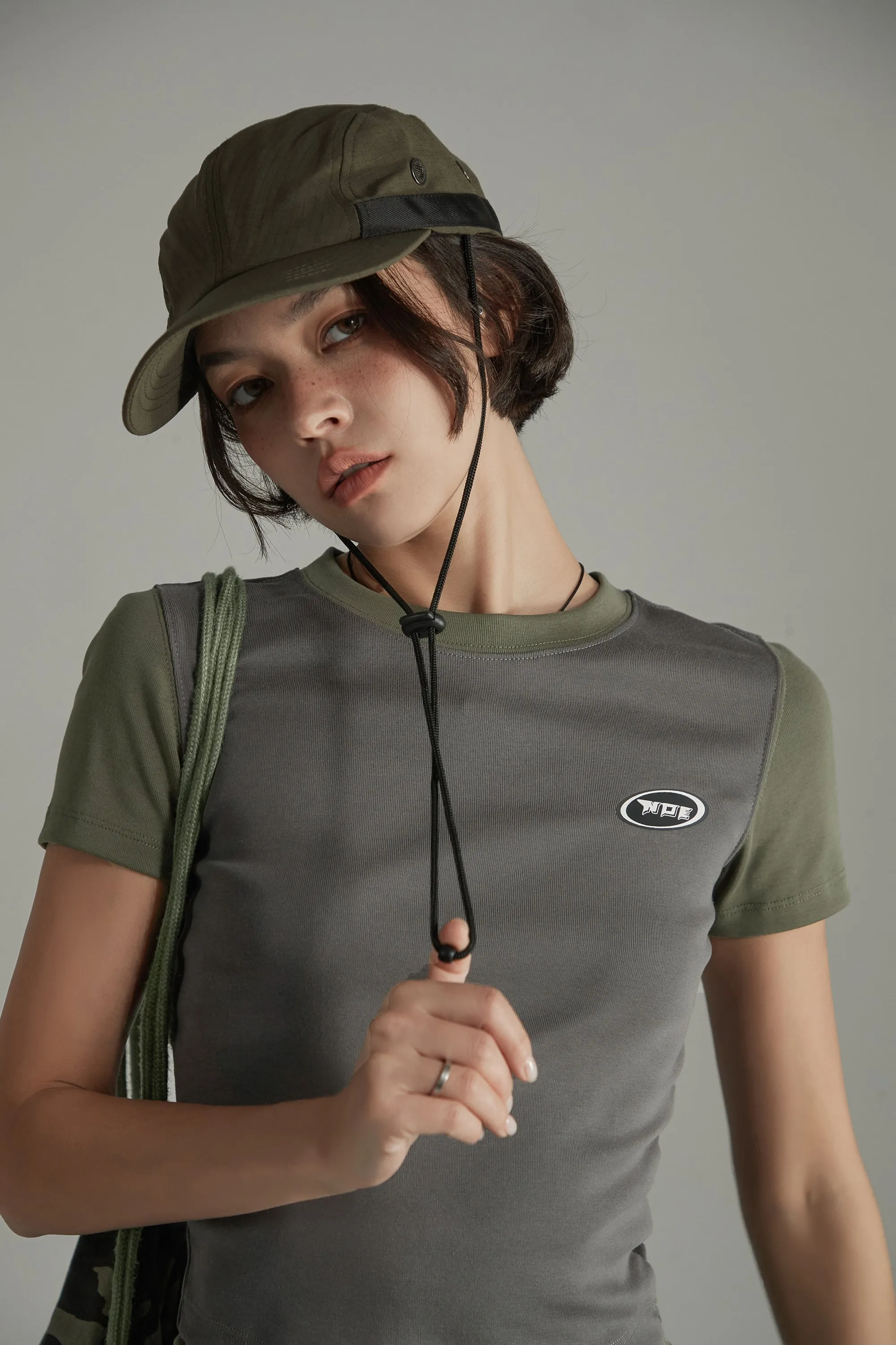 Color Contrast Basic Cropped T-Shirt