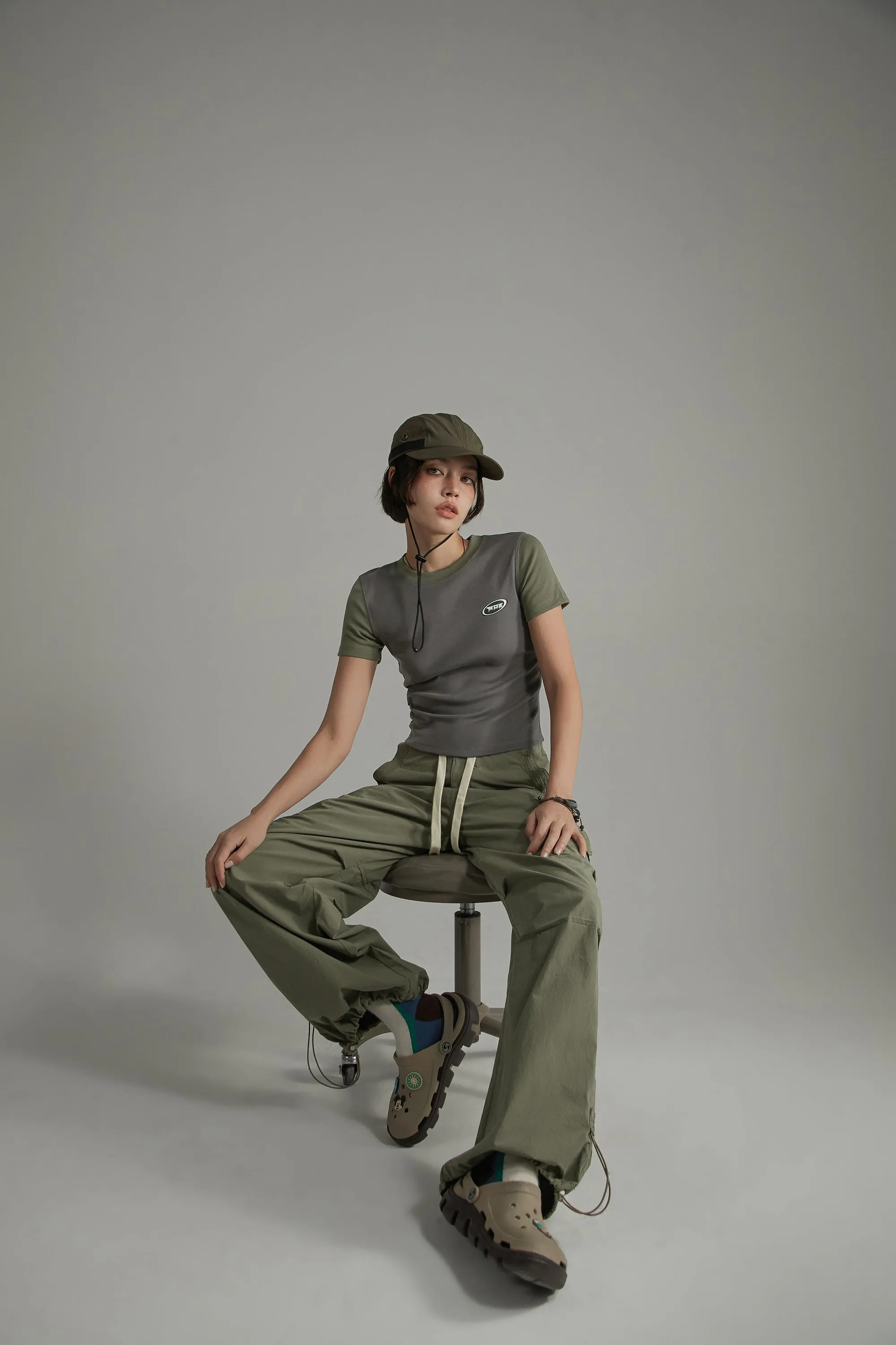 Color Contrast Basic Cropped T-Shirt