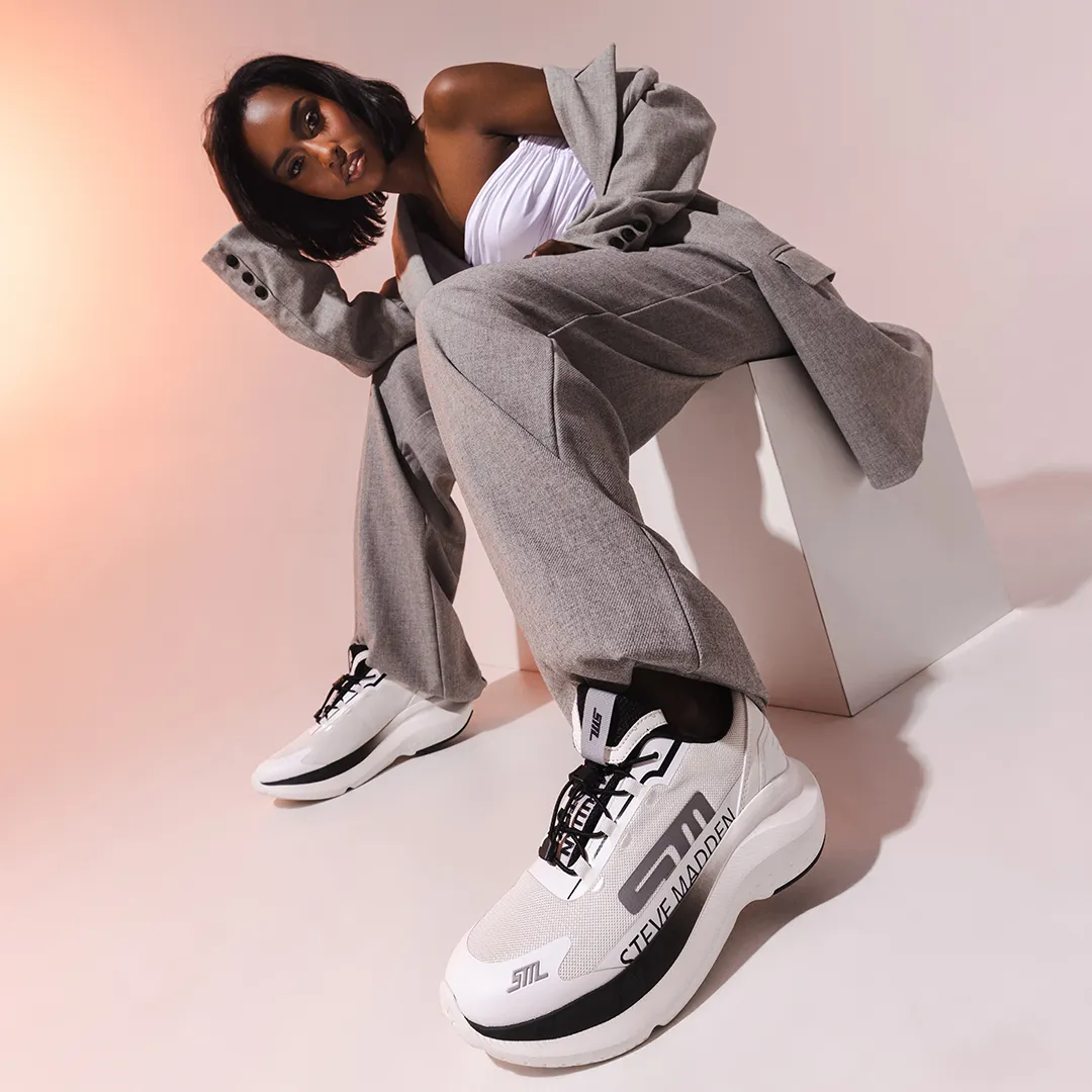 Elevate 2 Trainer WHITE/BLACK