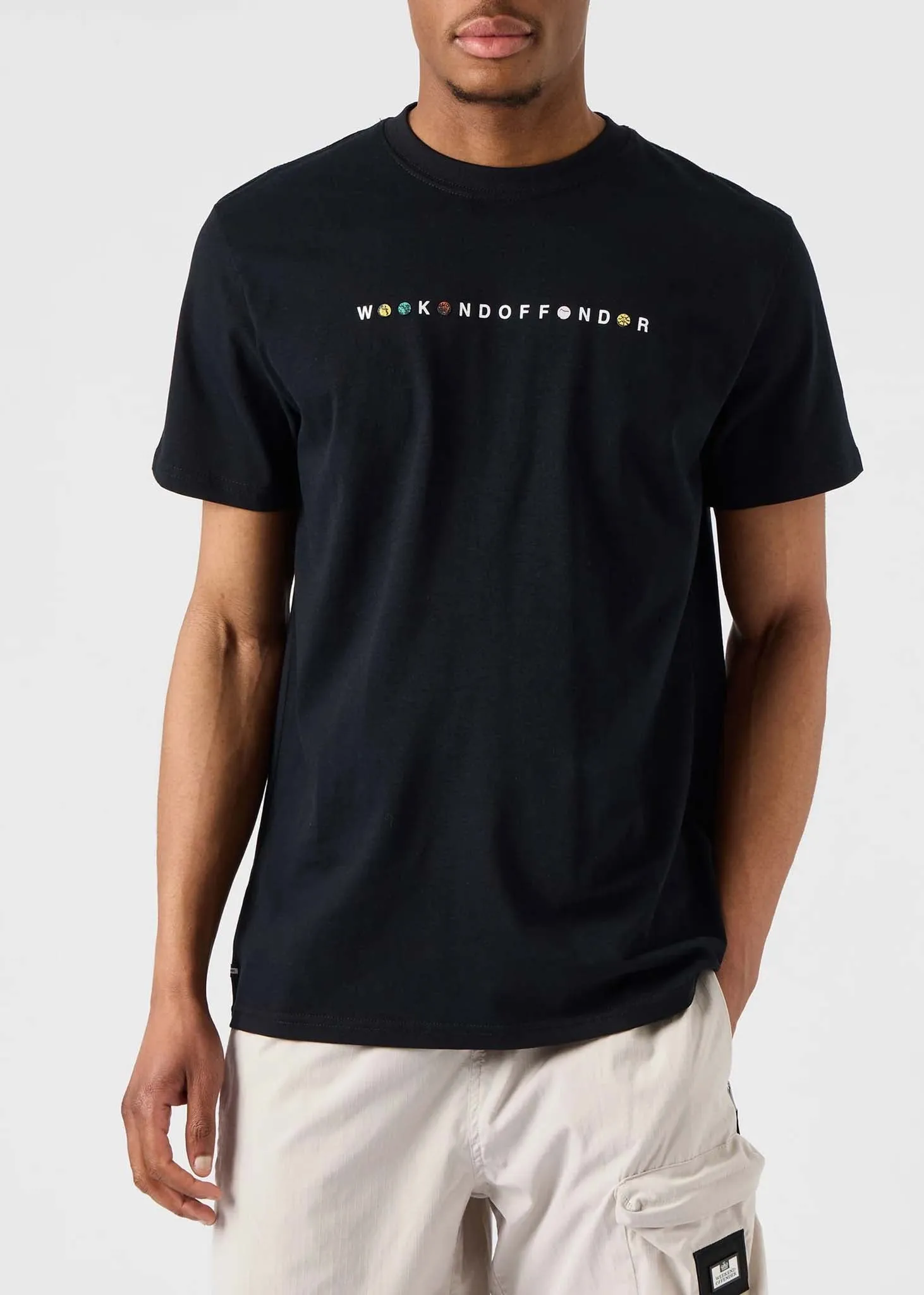 Max - black