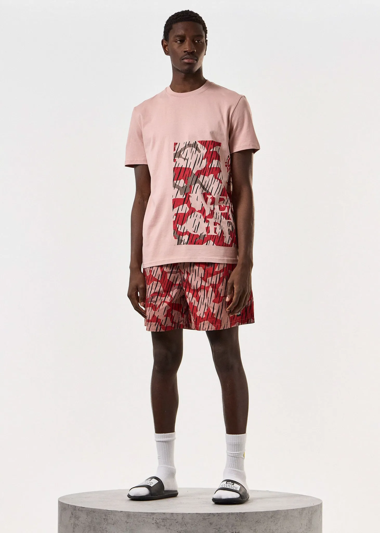 Noosa camo - blaze rain camo