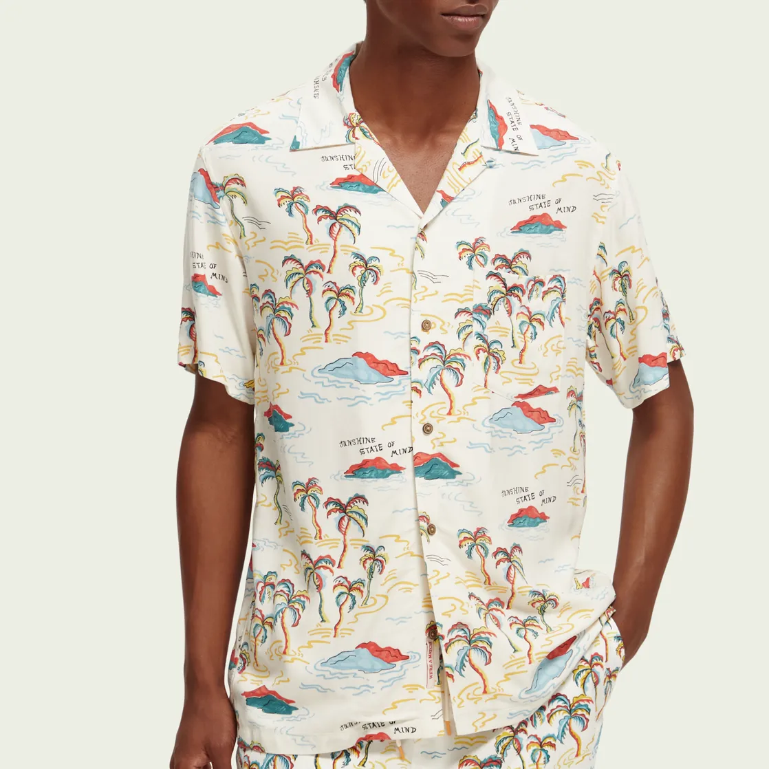 Printed Camp Shirt (White Palmtree Island Aop)