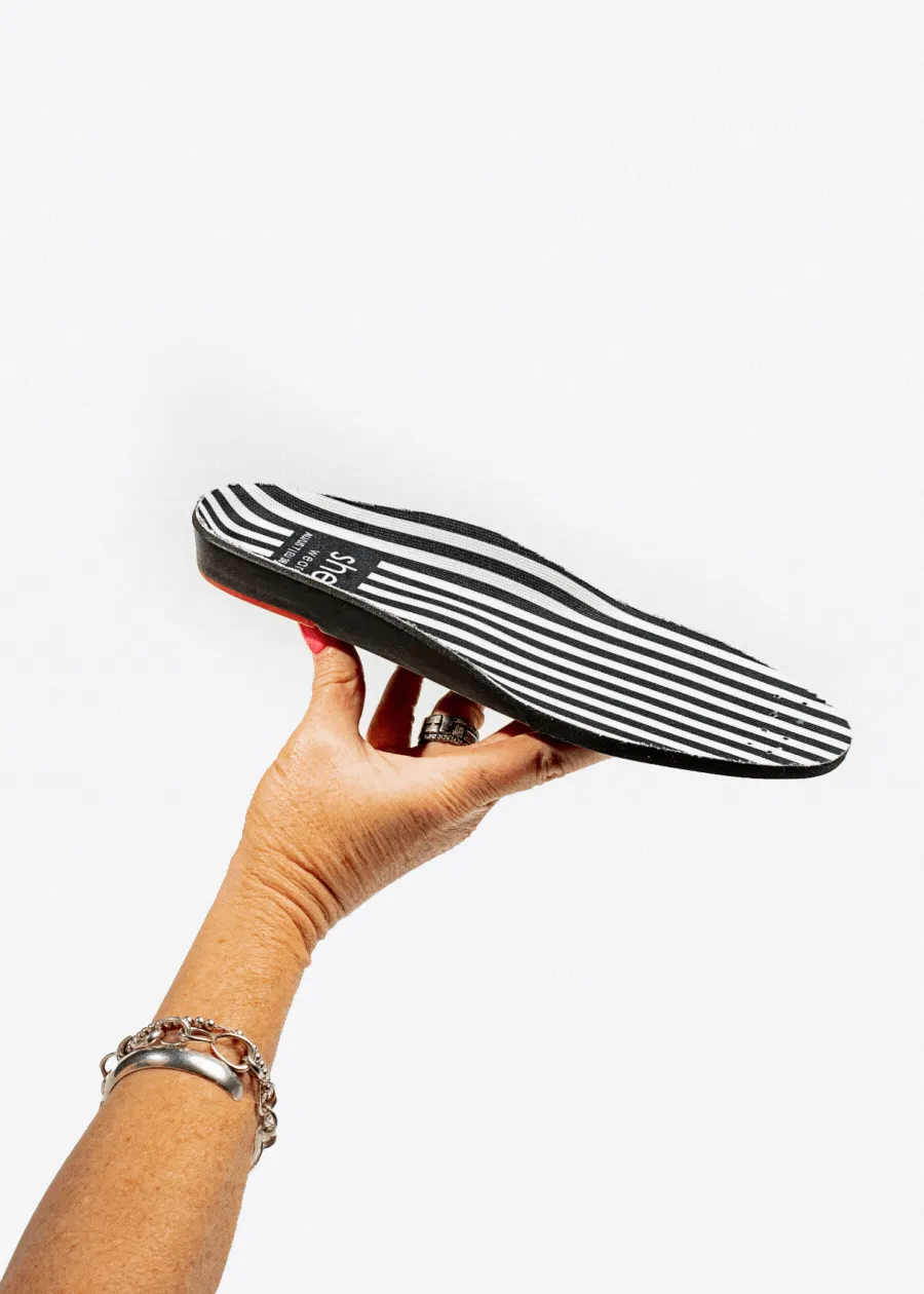 Rise: women's sneakers