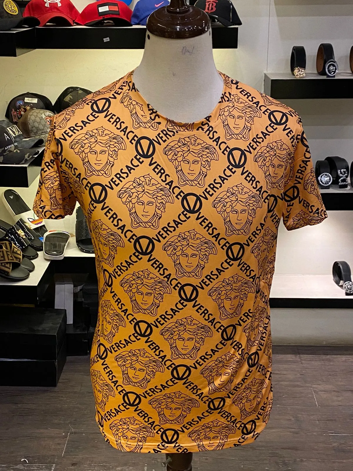 T-SHIRT- 67