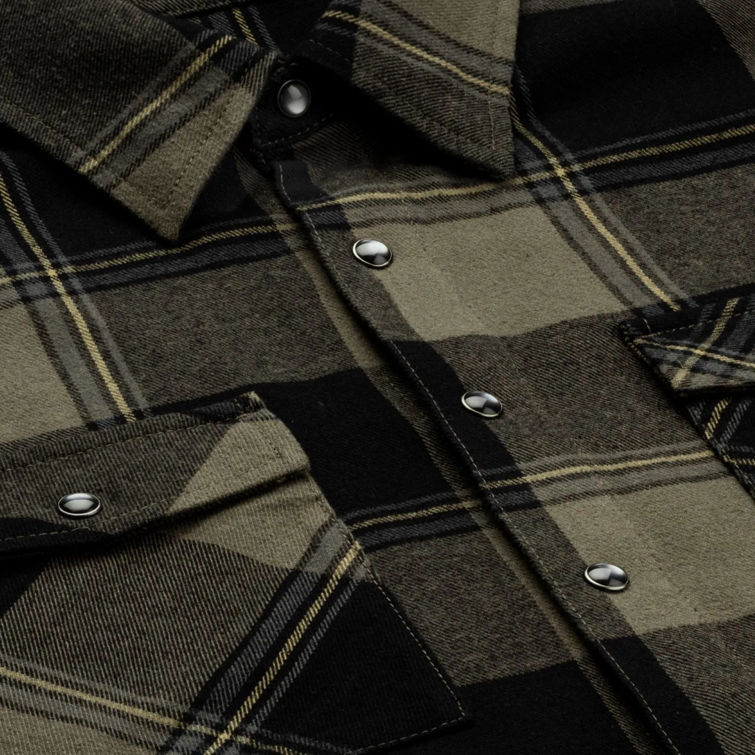 Troll Co. Men's Gridlock Button-Down Long Sleeve Flannel Shirt