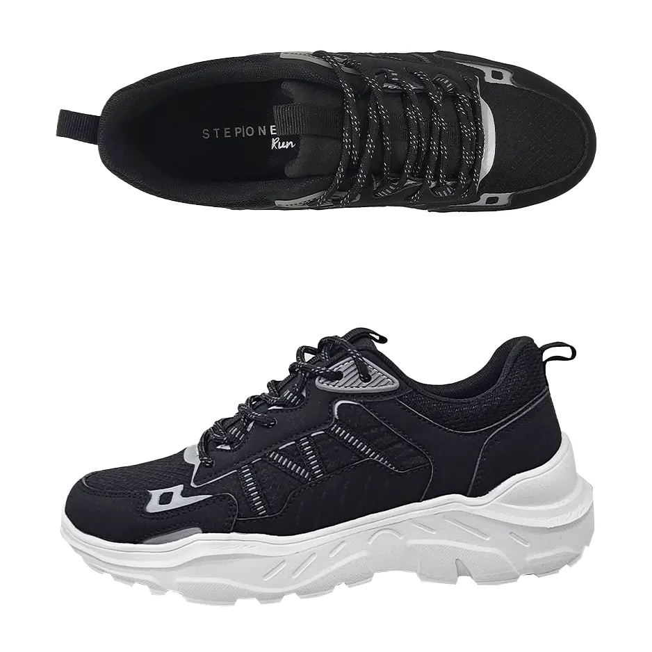 Women's Delaney Sneaker